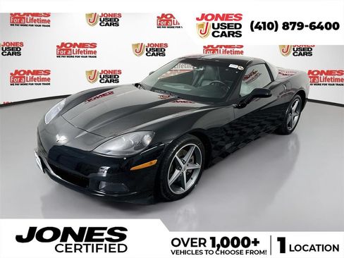Used 2011 Chevrolet Corvette Coupe w/ 1LT RWD image 1