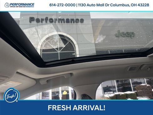 Used 2022 Ford Escape Titanium w/ Titanium Elite Package image 23