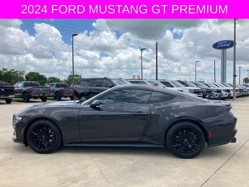Used 2024 Ford Mustang GT Premium RWD image 4