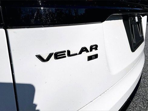 Used 2021 Land Rover Range Rover Velar R-Dynamic S image 27