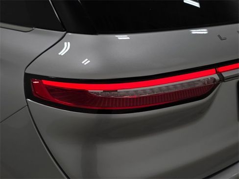 Used 2020 Lincoln Corsair Reserve w/ Equipment Group 201A image 34