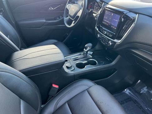 Used 2023 Chevrolet Traverse High Country image 19
