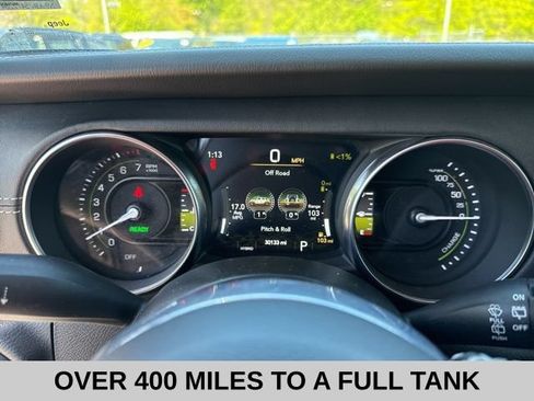 Used 2023 Jeep Wrangler Unlimited Sahara AWD/4WD image 9