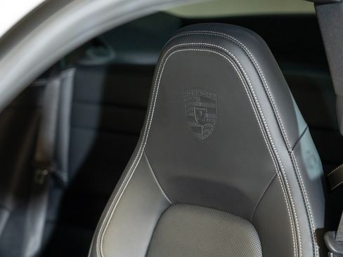 Certified 2024 Porsche 911 Carrera RWD image 23