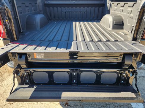 Certified 2023 GMC Sierra 1500 Denali w/ Denali Reserve Package image 33