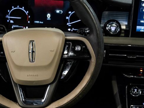 Used 2022 Lincoln Corsair AWD w/ Premium Package image 23