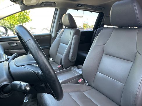 Used 2017 Honda Odyssey EX-L image 30