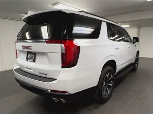 Used 2025 GMC Yukon AT4 image 8
