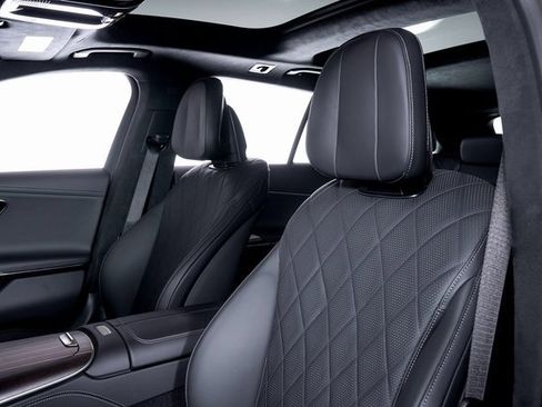 Used 2024 Mercedes-Benz E 450 4MATIC All-Terrain Wagon image 17