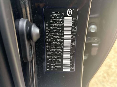 Used 2025 Toyota Corolla SE image 26