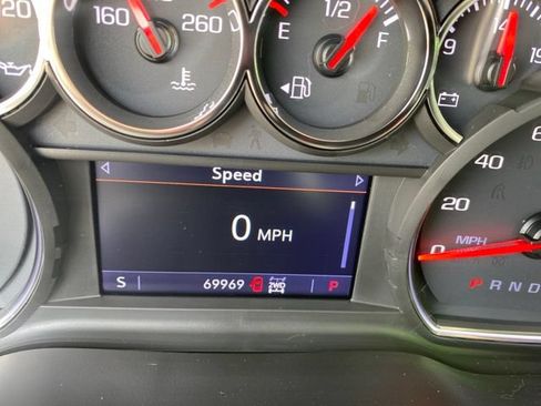 Used 2019 Chevrolet Silverado 1500 RST AWD/4WD image 22