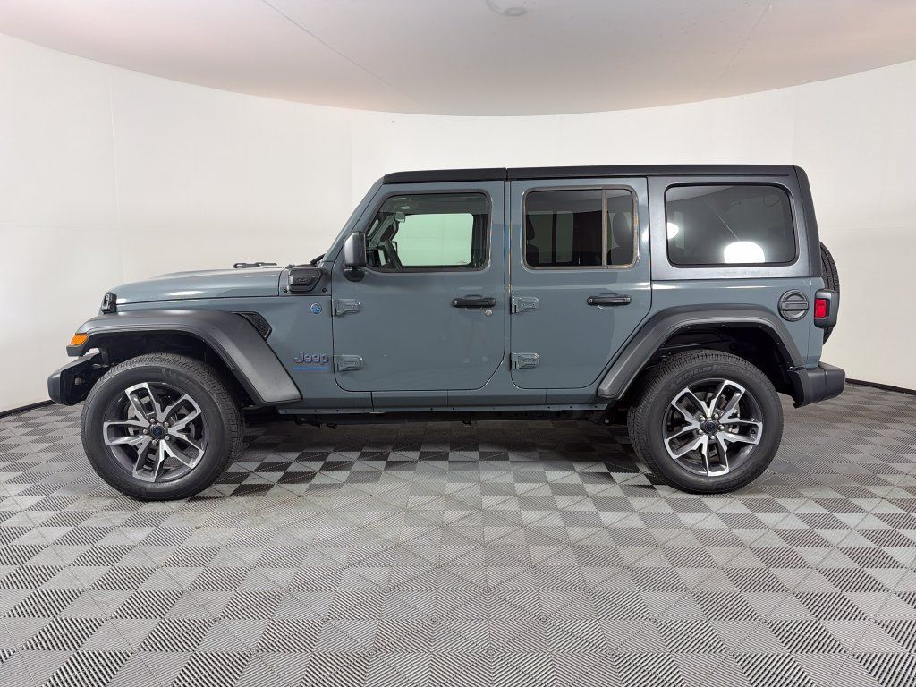 Used 2025 Jeep Wrangler Unlimited Sport S 4xe AWD/4WD image 6