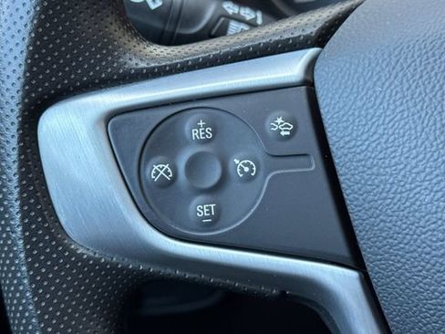Used 2024 GMC Terrain SLE AWD/4WD image 36
