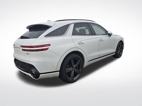 Certified 2023 Genesis GV70 2.5T w/ Sport Prestige Package image 5