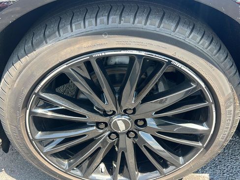 Used 2024 Cadillac Lyriq Sport AWD/4WD image 35