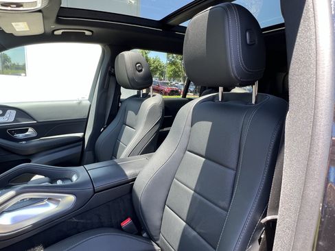 Certified 2025 Mercedes-Benz GLS 450 4MATIC image 16
