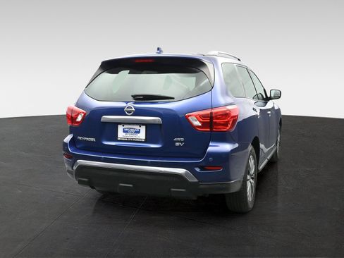 Used 2020 Nissan Pathfinder SV AWD/4WD image 4