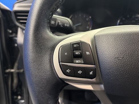 Used 2022 Ford Explorer XLT w/ Class IV Trailer Tow Package image 15