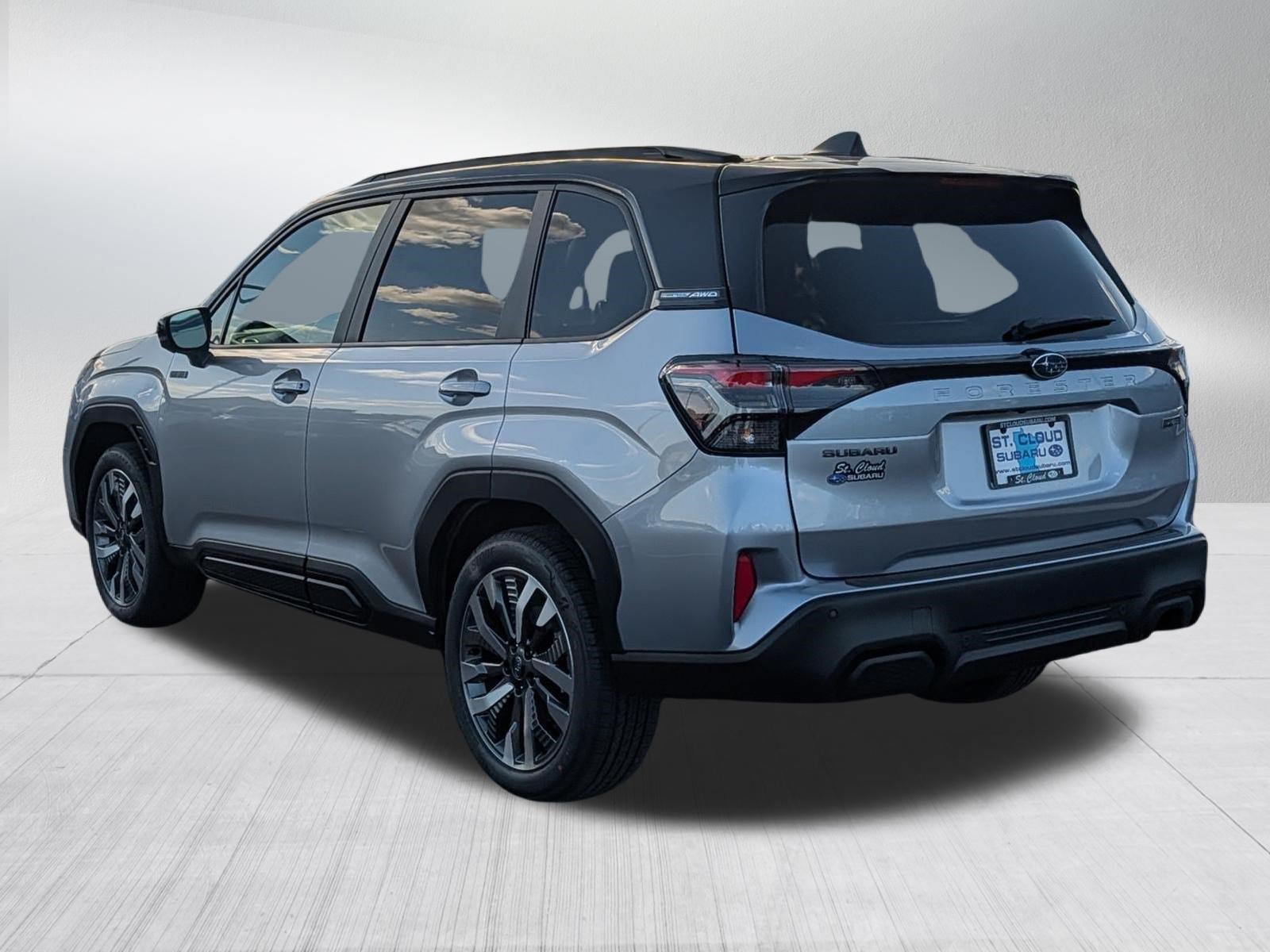 New 2026 Subaru Forester Touring AWD/4WD image 3