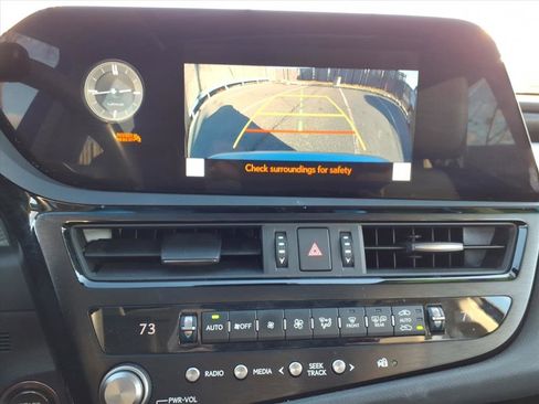 Used 2023 Lexus ES 350 w/ Premium Package image 19