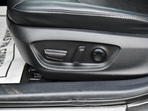 Used 2022 Toyota Camry XSE image 17