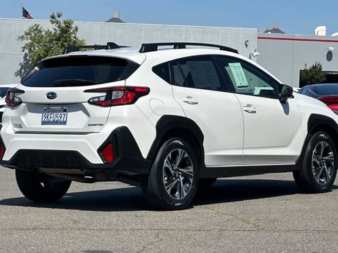 Used 2024 Subaru Crosstrek 2.0i Premium AWD/4WD image 2