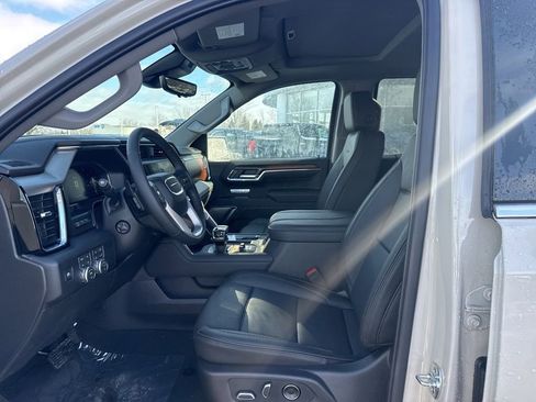 New 2026 GMC Sierra 1500 Denali w/ Denali Reserve Package image 9