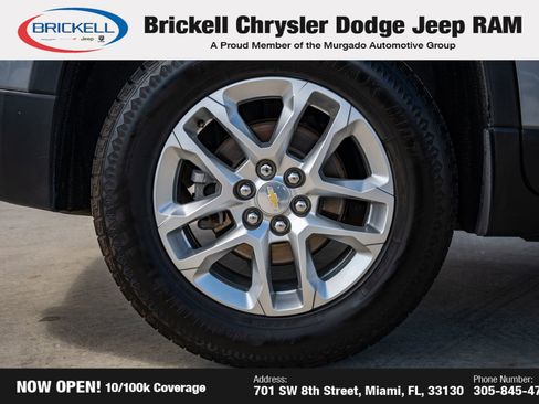 Used 2020 Chevrolet Traverse LT image 36