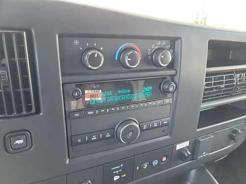 New 2025 GMC Savana 3500 w/ Power Convenience Package image 19