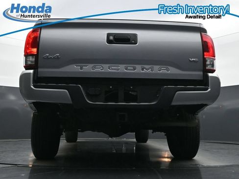 Used 2023 Toyota Tacoma SR5 w/ Technology Package AWD/4WD image 35