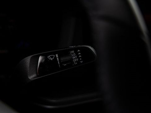 Used 2025 Porsche 911 Carrera image 42