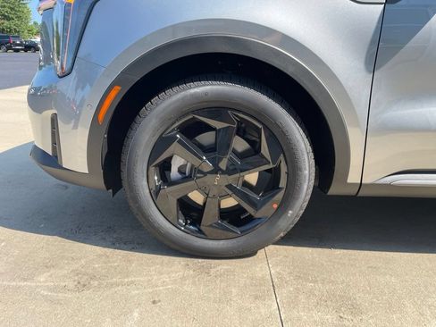 New 2026 Kia Sorento SX Prestige AWD/4WD image 17