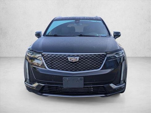 Used 2020 Cadillac XT6 Premium Luxury AWD/4WD image 2