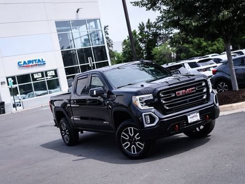 Used 2021 GMC Sierra 1500 AT4 w/ AT4 Value Package AWD/4WD image 2
