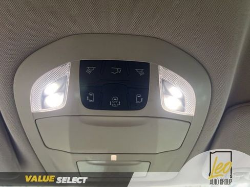 Used 2021 Chrysler Voyager Lxi FWD image 28