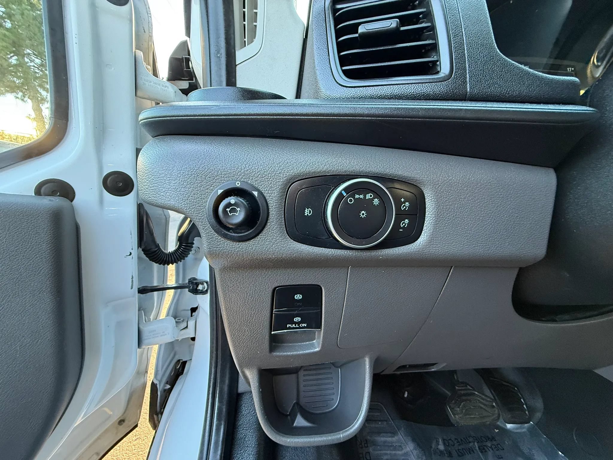 Used 2021 Ford Transit 250 Low Roof w/ Exterior Upgrade Package RWD image 34