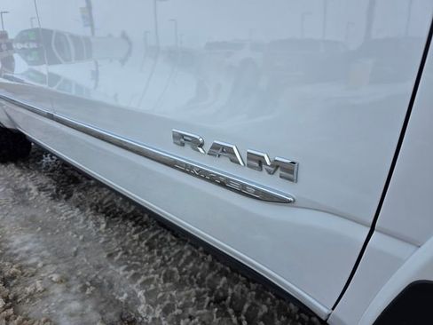 Used 2024 RAM 1500 Limited AWD/4WD image 7