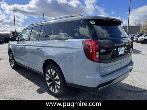 New 2026 Ford Expedition Max Platinum w/ Driver's Package image 5