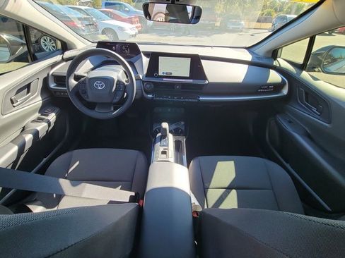 Used 2026 Toyota Prius LE image 2