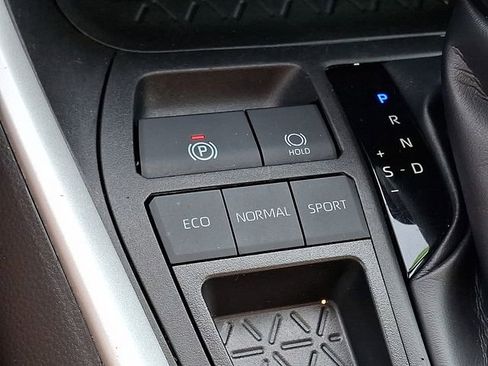 Certified 2024 Toyota RAV4 XLE image 23