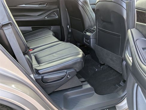 Used 2025 INFINITI QX60 Sensory image 21