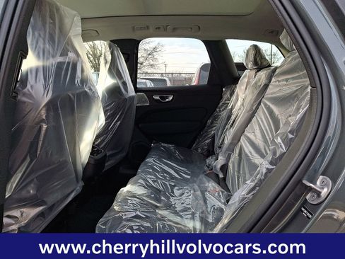 New 2026 Volvo XC60 B5 Ultra w/ Protection Package Premier image 7