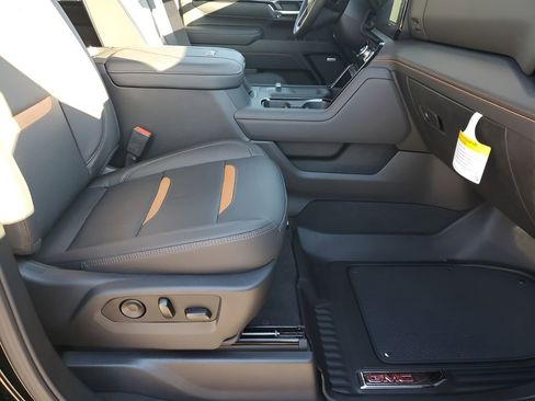 New 2025 GMC Sierra 2500 AT4 w/ AT4 Premium Plus Package image 15