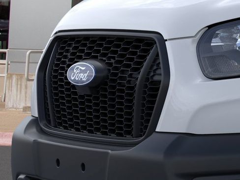 New 2026 Ford Transit 250 148 Medium Roof w/ Load Area Protection Package RWD image 18