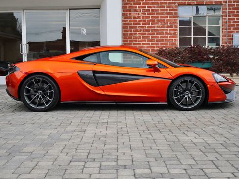Used 2019 McLaren 570S Coupe RWD image 3