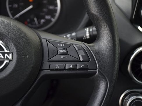 Used 2024 Nissan Sentra S image 9