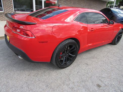 Used 2014 Chevrolet Camaro SS w/ SS Performance Package RWD image 9
