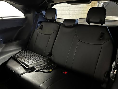 Used 2026 Toyota Sienna Limited FWD image 25