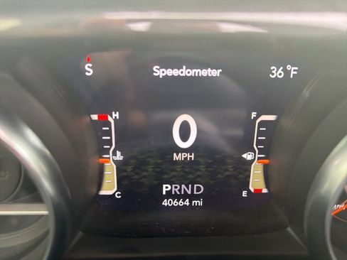 Certified 2022 Jeep Wrangler Unlimited Sahara image 9