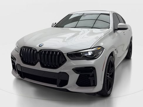 Used 2023 BMW X6 xDrive40i w/ M Sport Package AWD/4WD image 4